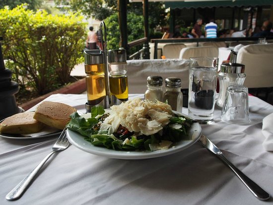 ΚΑΦΕΤΕΡΙΑ CAFE PEROS ΚΟΛΩΝΑΚΙ ΑΤΤΙΚΗ